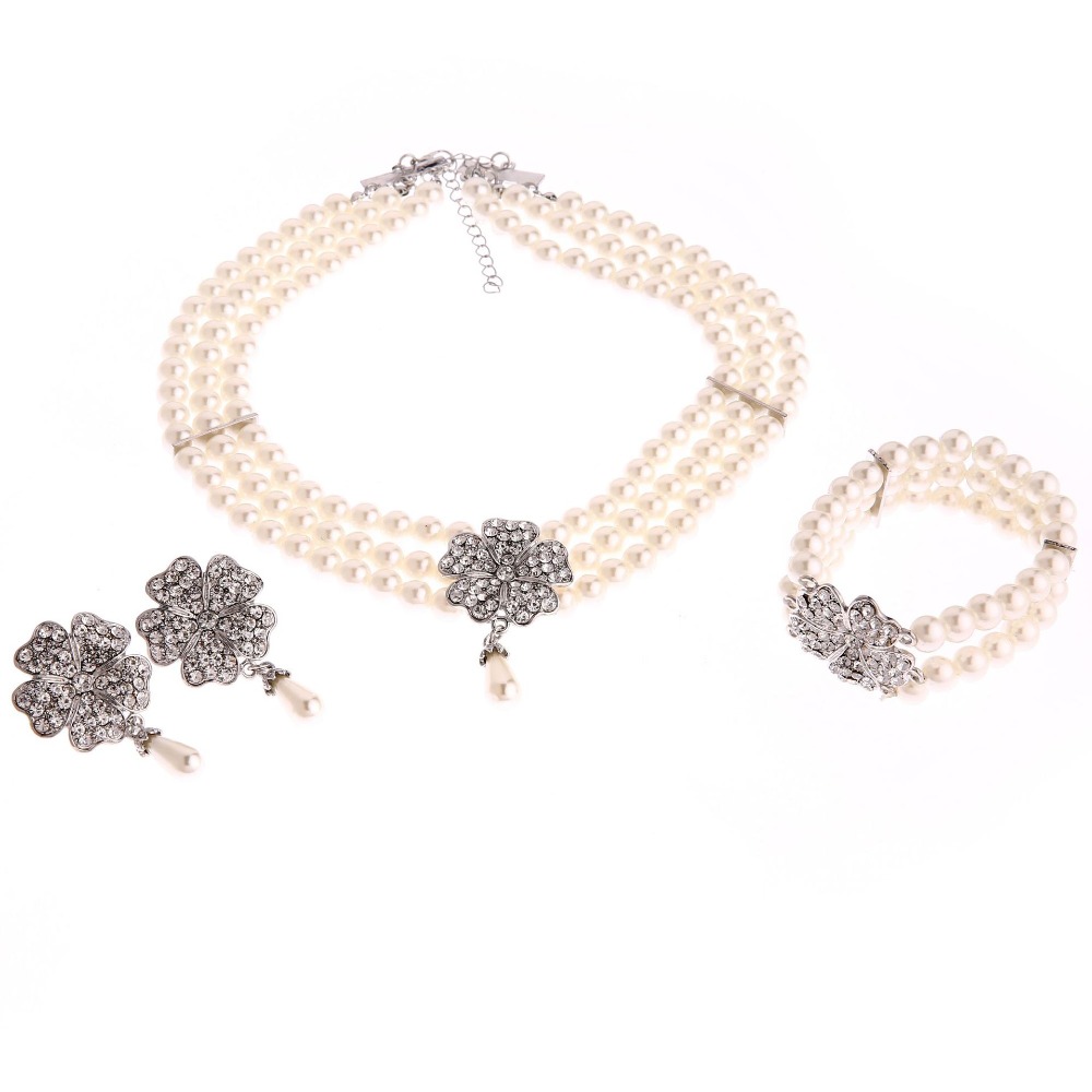 Audrey Hepburn tiffanys'ta kah - Women'S Accessories In The 1950S incelemesi ve fiyatı